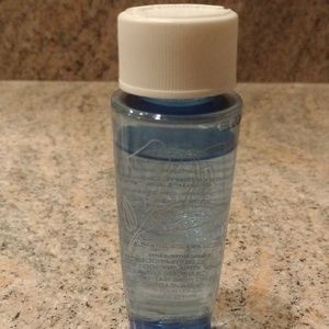 Makeup remover